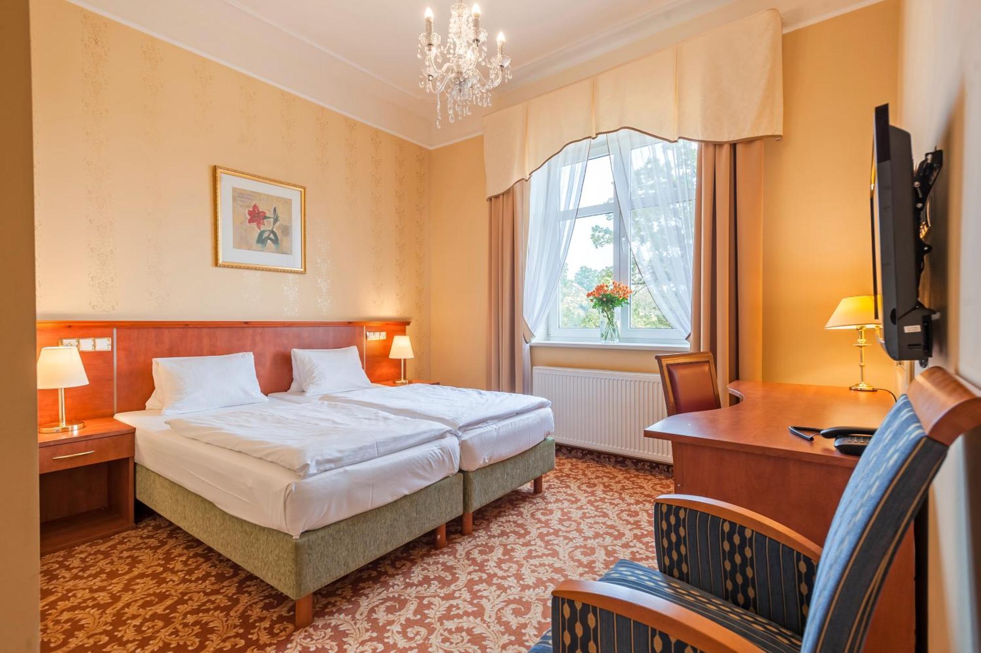 Spa Resort Pawlik-Aquaforum Frantiskovy Lazne Phòng bức ảnh