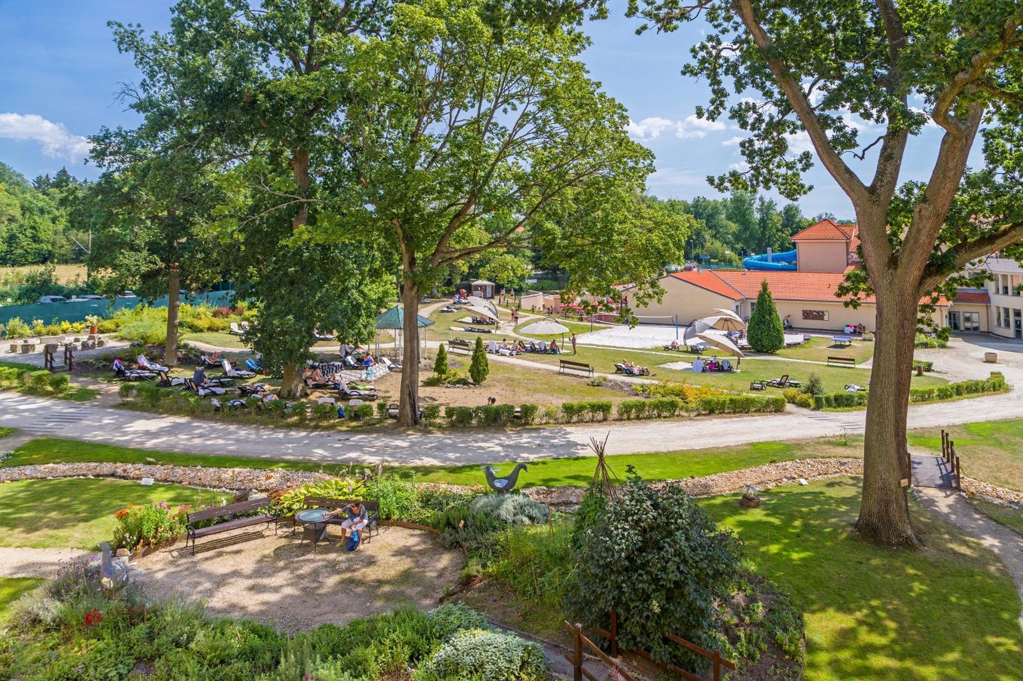 Spa Resort Pawlik-Aquaforum Frantiskovy Lazne Ngoại thất bức ảnh